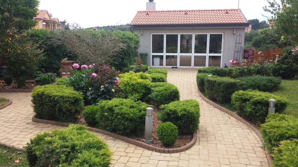 Apartments Meri Лижнян Екстер'єр фото